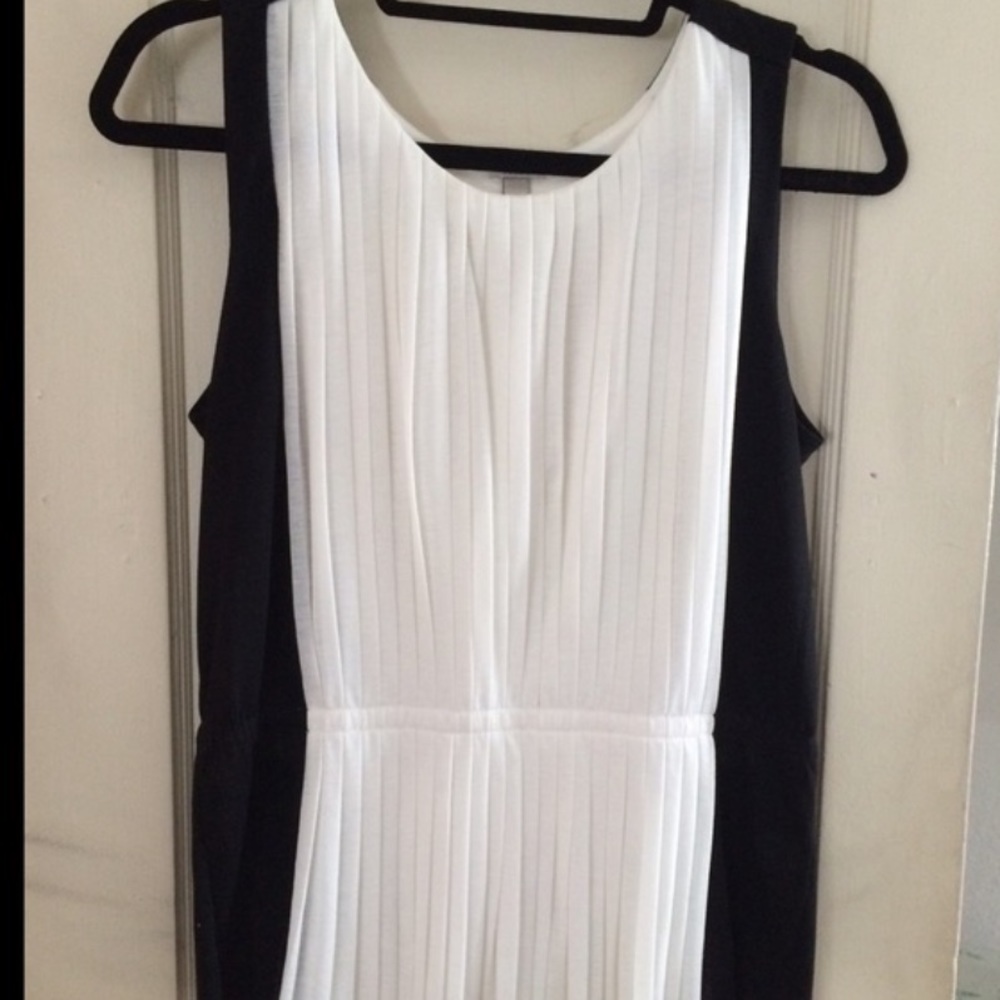 Jcrew Black White Pleated Tank Top Xs